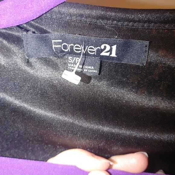 Forever 21 Black sequin jacket, Size Small/Petite, with hook clasp - Picture 3 of 4